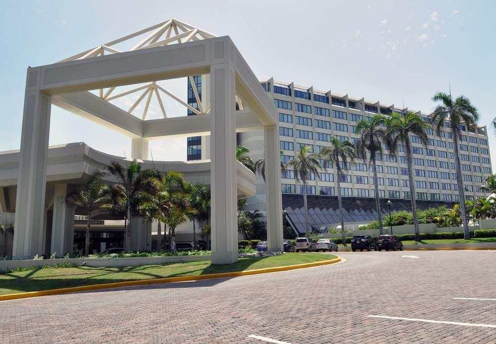 Renaissance Santo Domingo Jaragua Hotel & Casino Exterior photo