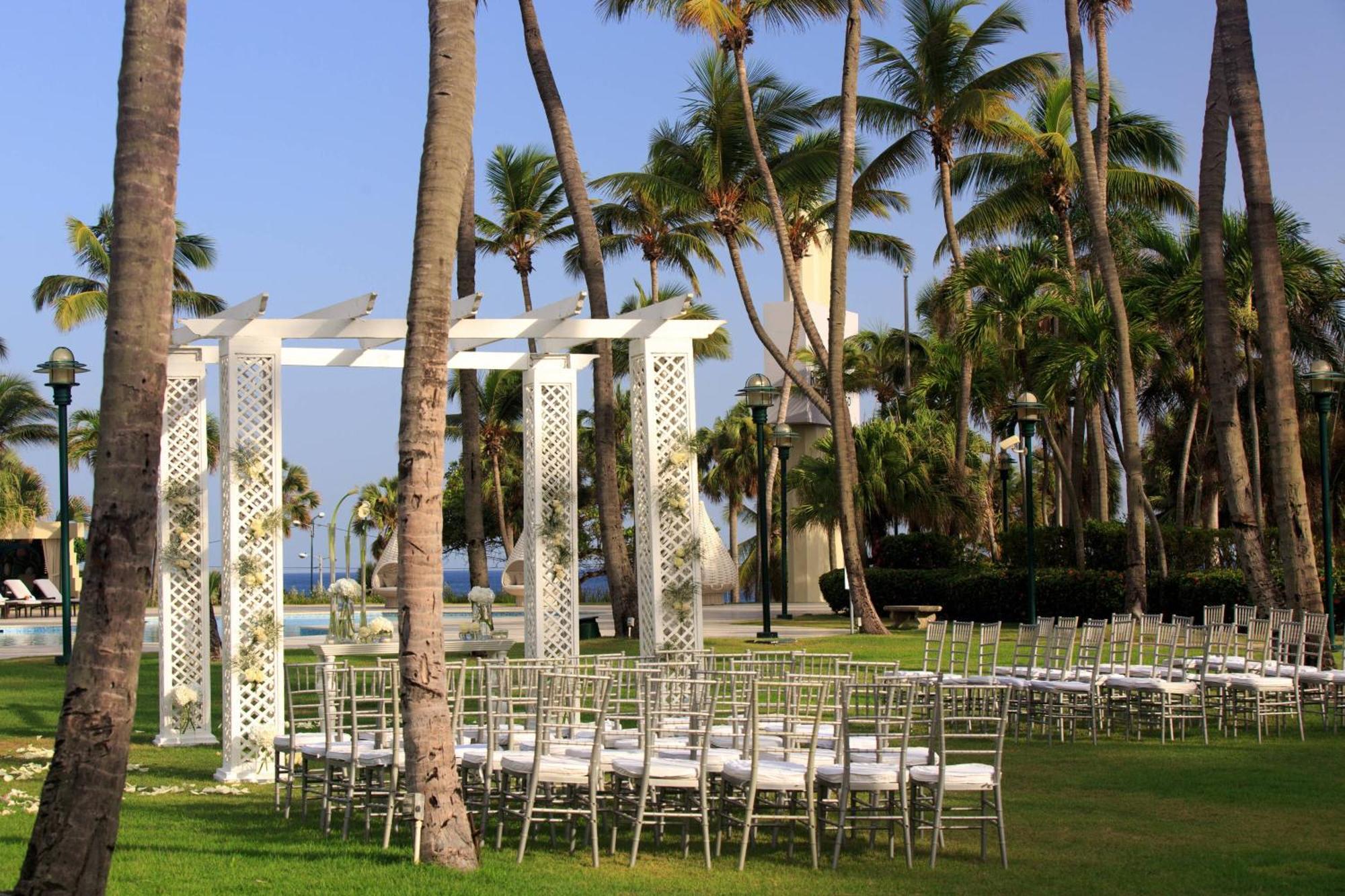 Renaissance Santo Domingo Jaragua Hotel & Casino Exterior photo